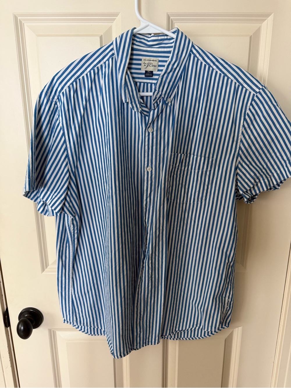 J. Crew Men’s Blue and White Vertical Stripe Short-Sleeve Button-Down Shirt